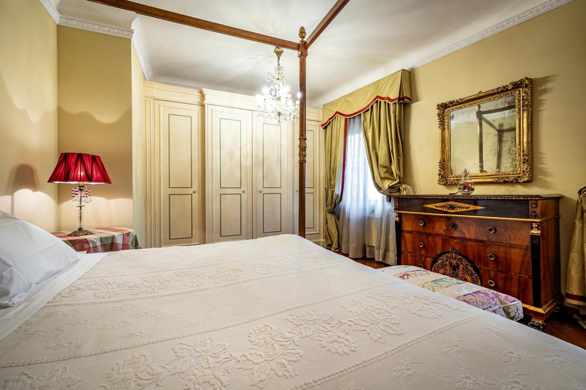 Apartment Yd Penthouse Breathtaking Views Over Ponte Vecchio Florence