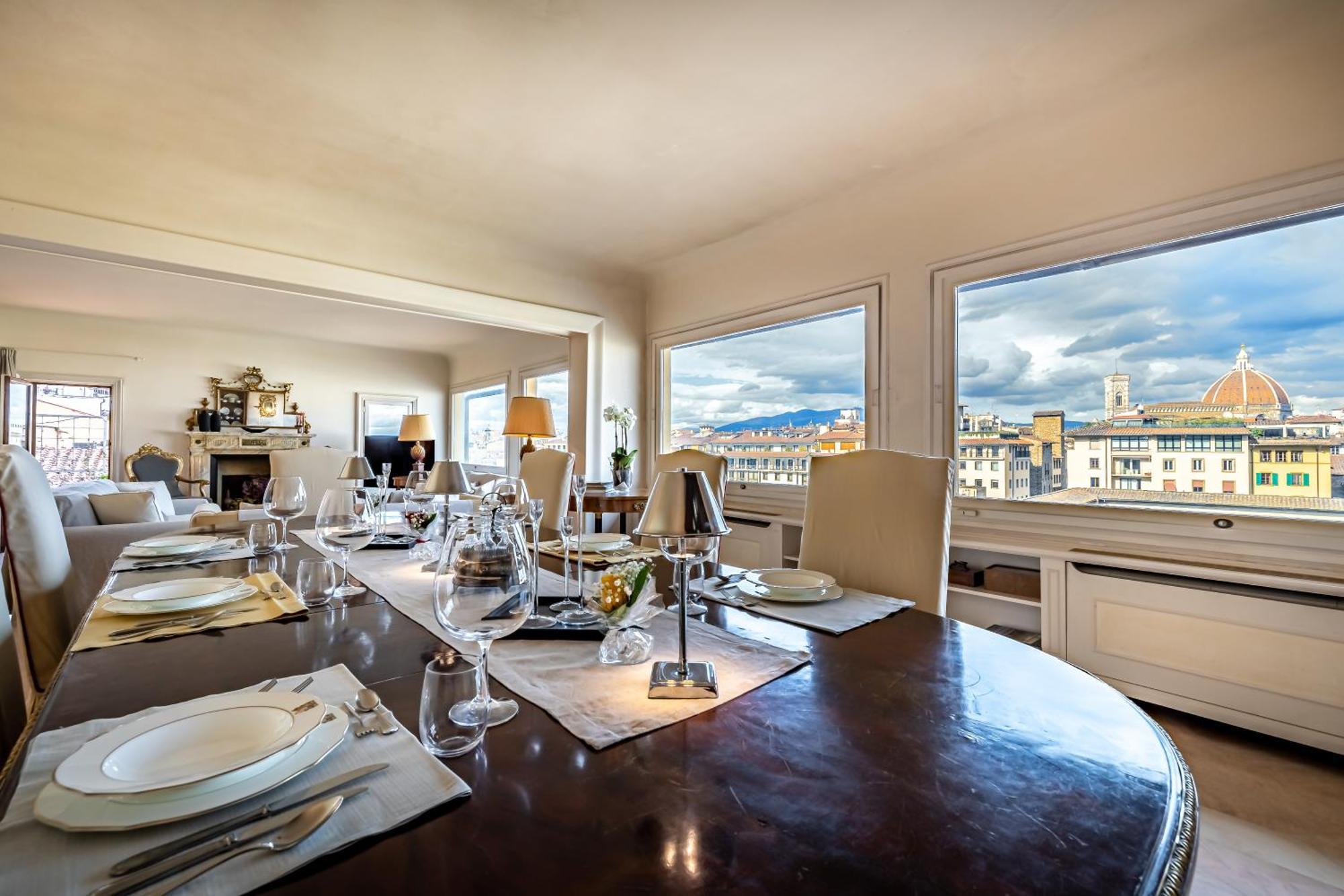 Yd Penthouse Breathtaking Views Over Ponte Vecchio Apartment