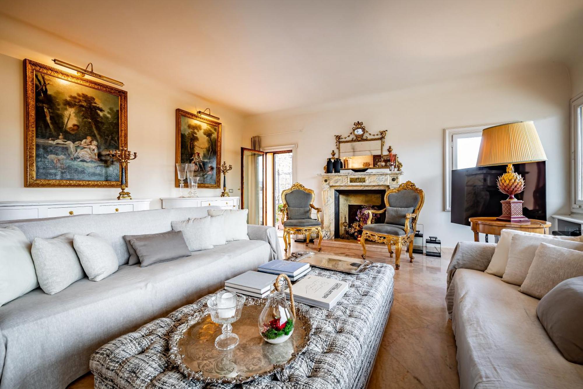 Apartment Yd Penthouse Breathtaking Views Over Ponte Vecchio Florence